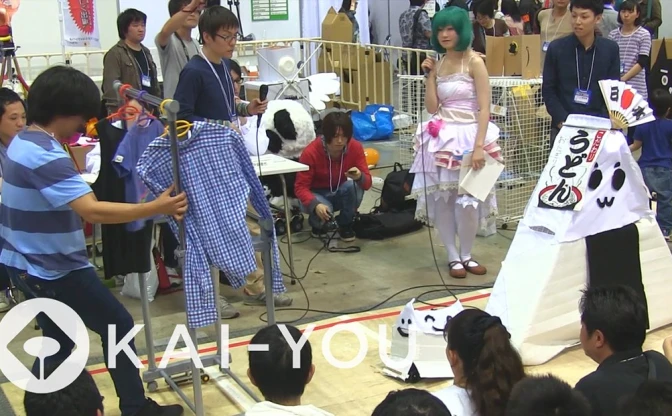 【動画】残念な巨大ロボットバトル「ギガヘボコン」がニコニコ超会議で開催