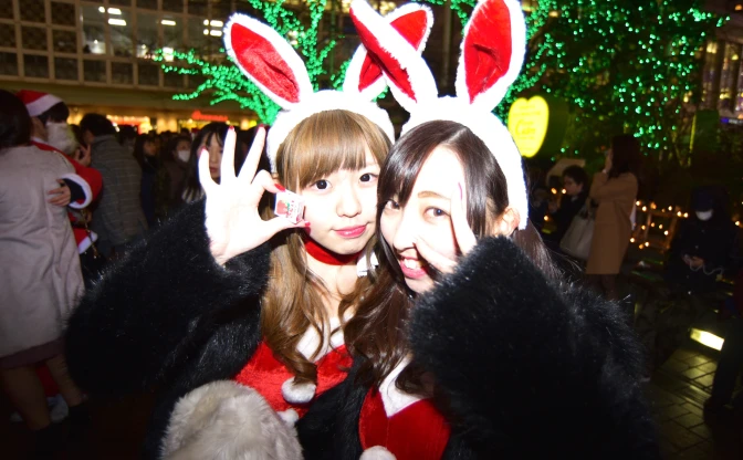クリスマスイブの渋谷は盛りあがった？ レア化したサンタギャルの行方