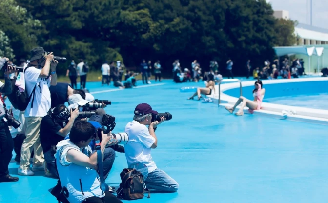埼玉県営プールの水着撮影会、NGポーズと水着公開　18歳未満のモデルにも言及