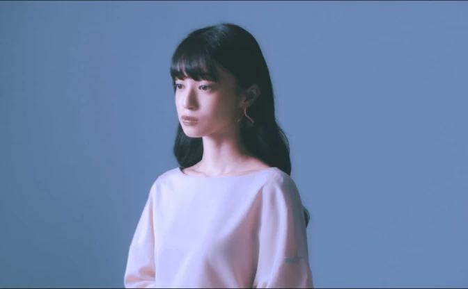 新人声優 結城萌子、川谷絵音×Tom-H@ckによる「散々花嫁」MV公開
