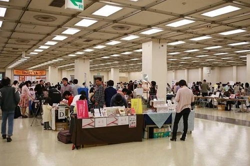 同人イベント地方への流れが加速中？　創作文芸オンリー即売会『文学フリマ』が2015年4月に金沢で開催