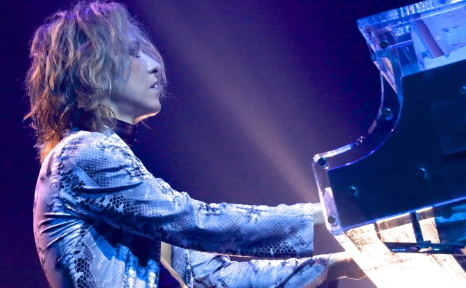 X JAPANのYOSHIKIさん、首の手術成功→直後、レコーディングへ