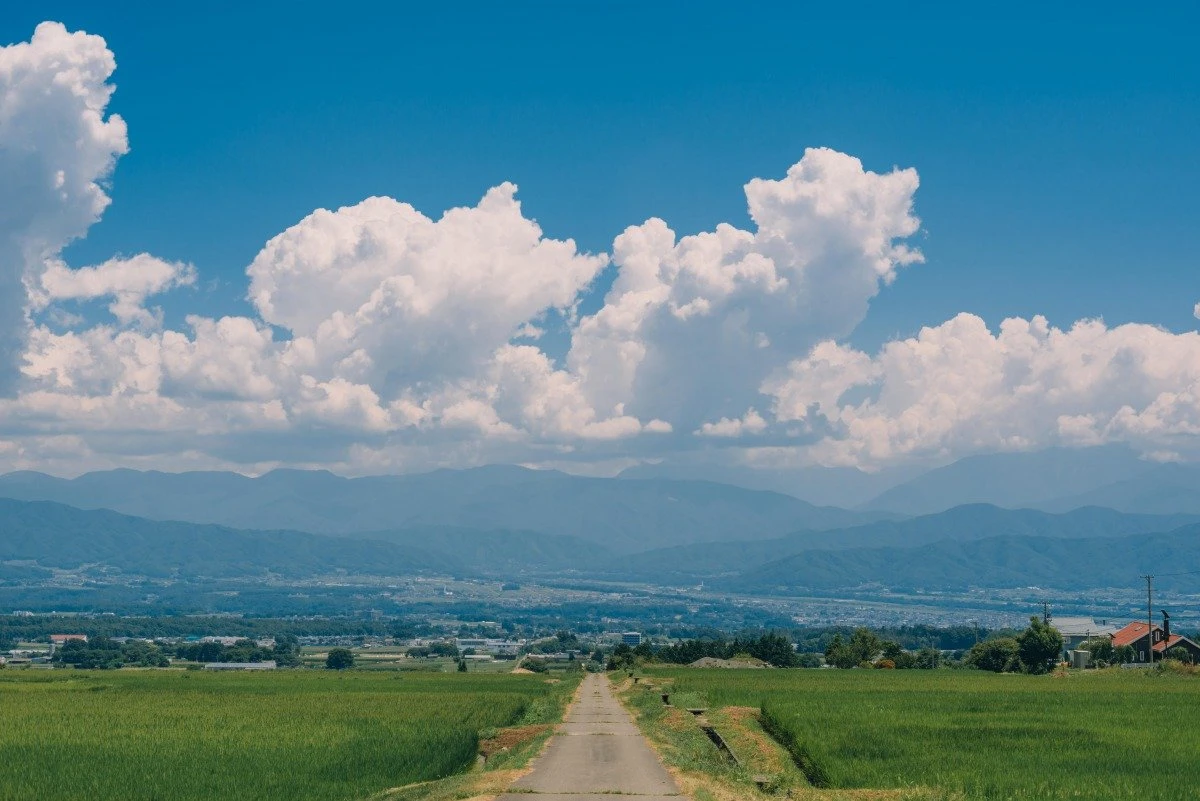 旅先で特に印象に残っている風景として挙げた「夏の入道雲」／画像はすべて仁科勝介（かつお）さん提供