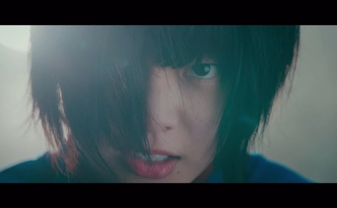 欅坂46 新曲「不協和音」MV公開　強い意志を体現するダンスと表情