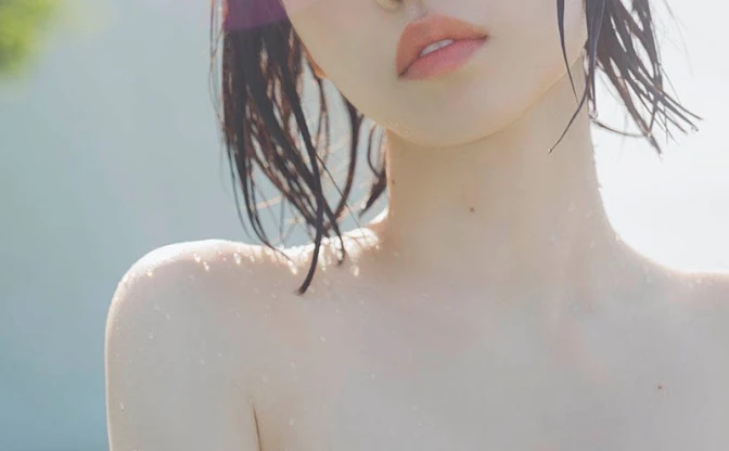 プールと日差しと礒部花凜！ 濡れ髪アンニュイな写真集、新規カット公開