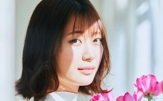 【写真】セクシー女優 美谷朱里は悩まない「音楽を聴きながら猫を吸います」