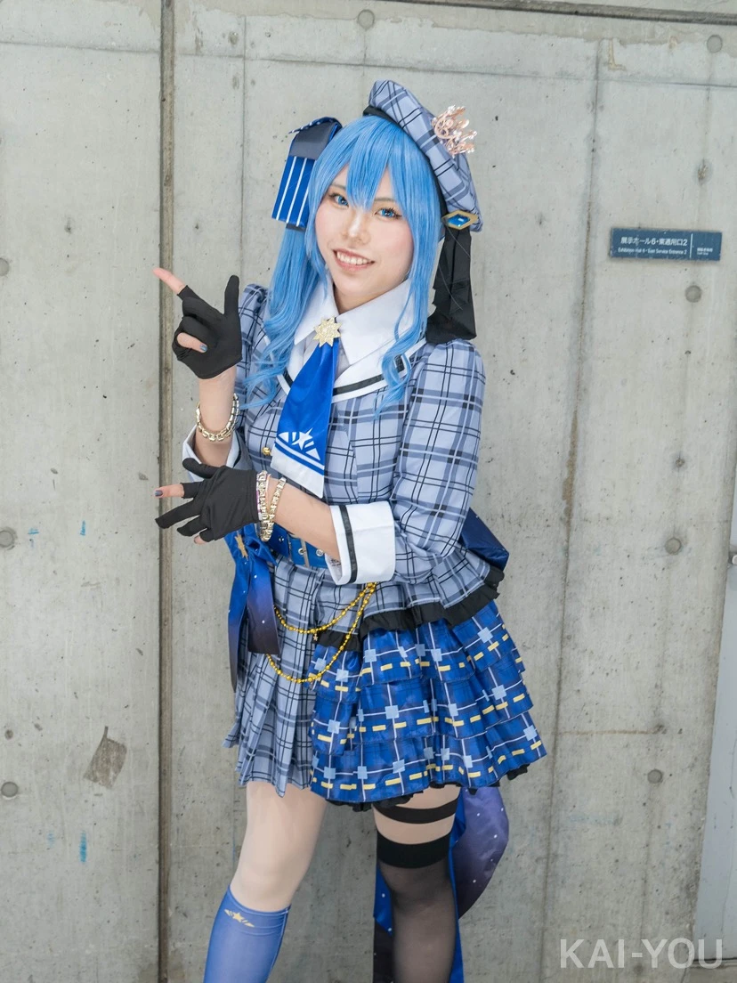 ももさんによる星街すいせいさんのコスプレ②