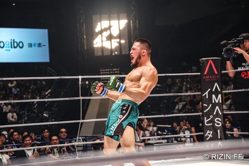 「RIZIN.48」第8試合：フアン・アーチュレッタ vs. ラジャブアリ・シェイドゥラエフ