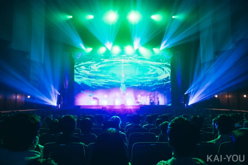 生演奏、MV、アニメーションなどで構成されるはるまきごはんさんのライブ