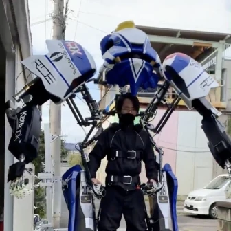 装着して操縦できるロボットがSFすぎる！ 指一本まで操れる技術の粋