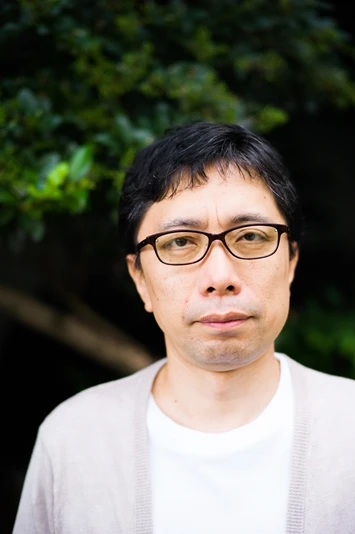 鶴巻和哉監督